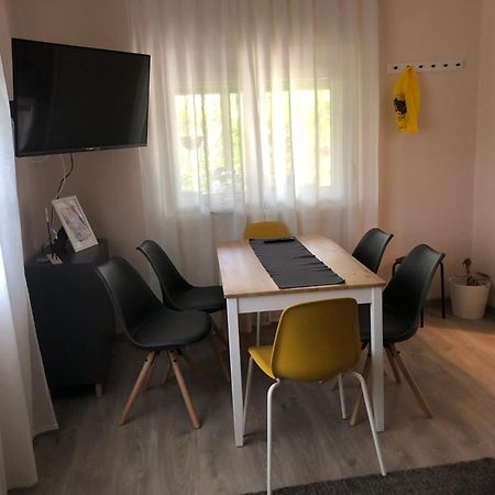 Balatonmariafuerdo Nyaralo Villa Buitenkant foto